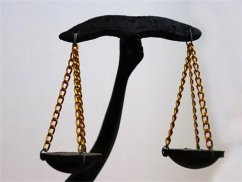 上海刑事律師收費